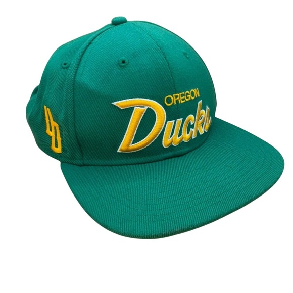 Rare vintage 90s Nike Oregon Ducks Two-tone script SnapBack Baseball Cap